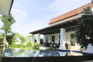Large House For Sale On Big Plot In Hua Hin (PRHH8224)